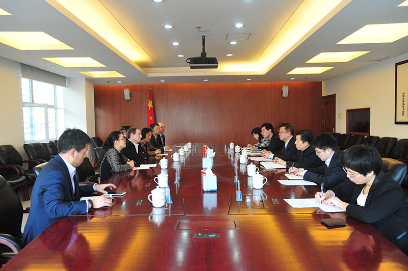 安曉龍副主任會(huì)見微軟公司副總裁斯科特﹒查尼